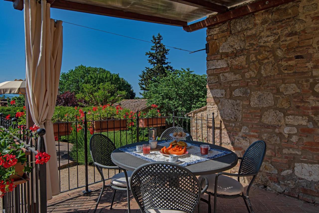 Agriturismo Casavaiano Gambassi Terme Exterior foto